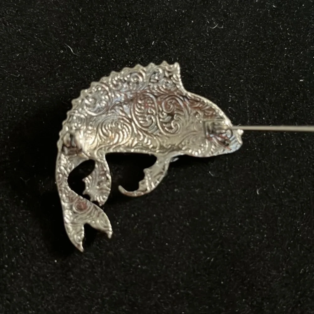 Fish Shaped‎ Enamel & Rhinestone Brooch Pin